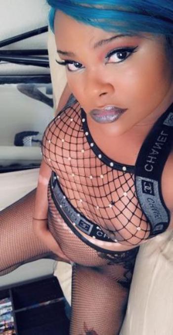 6602800472, transgender escort, Queens